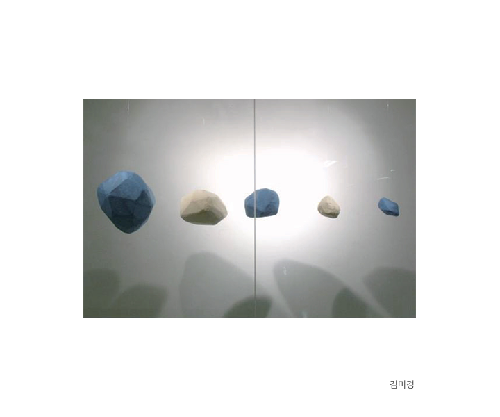 00